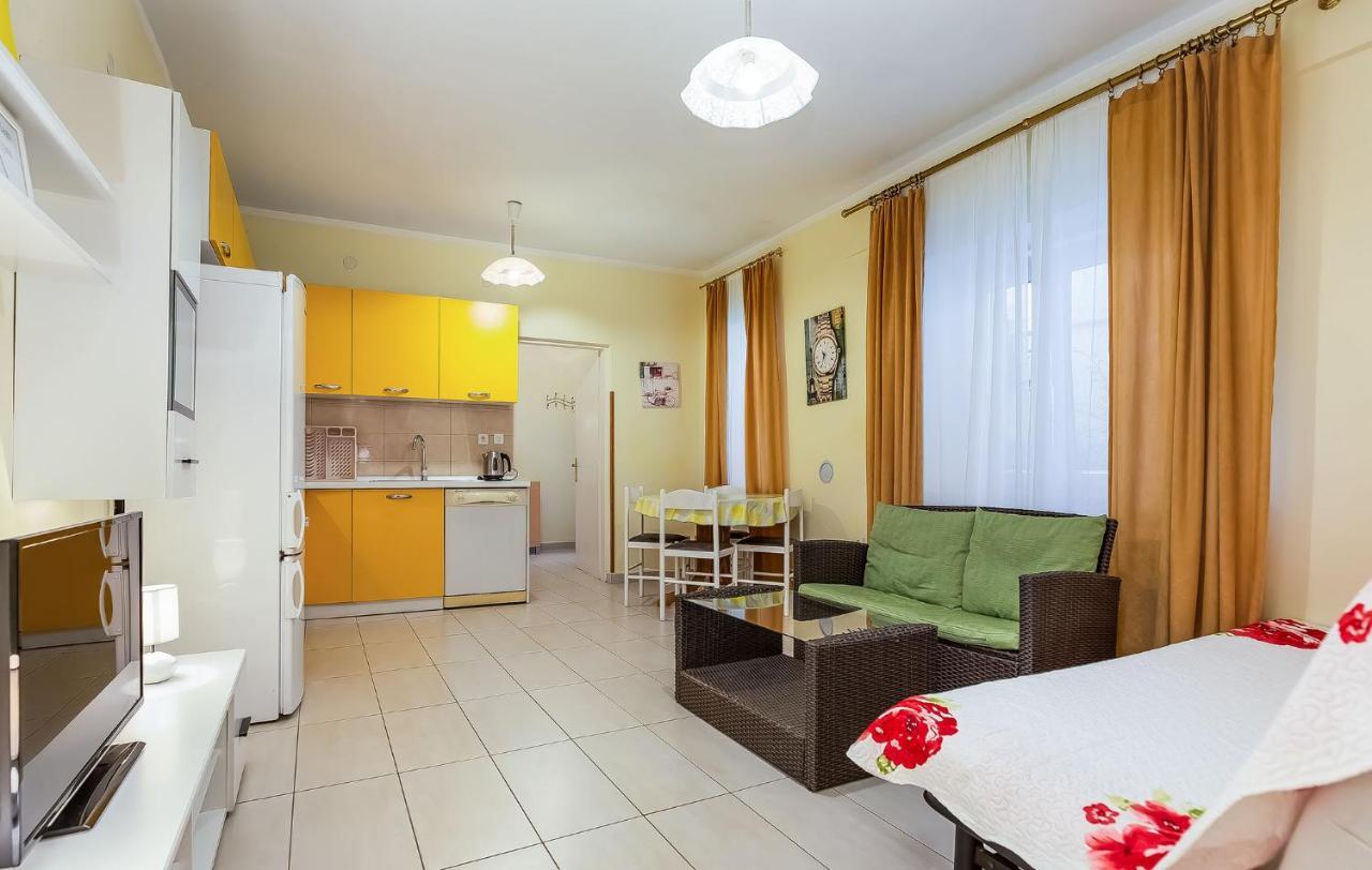 Apartments And Rooms Lago Rupa Exterior foto