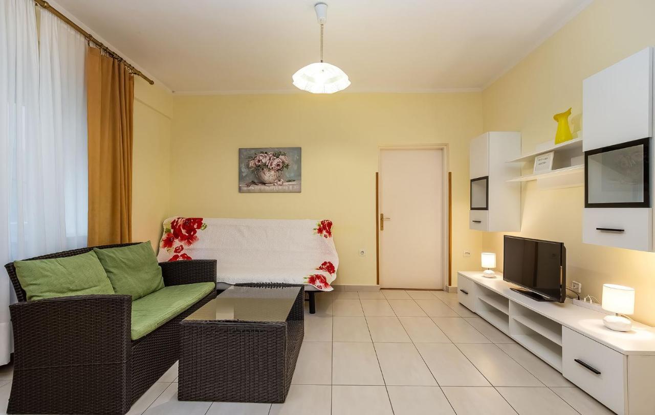 Apartments And Rooms Lago Rupa Exterior foto