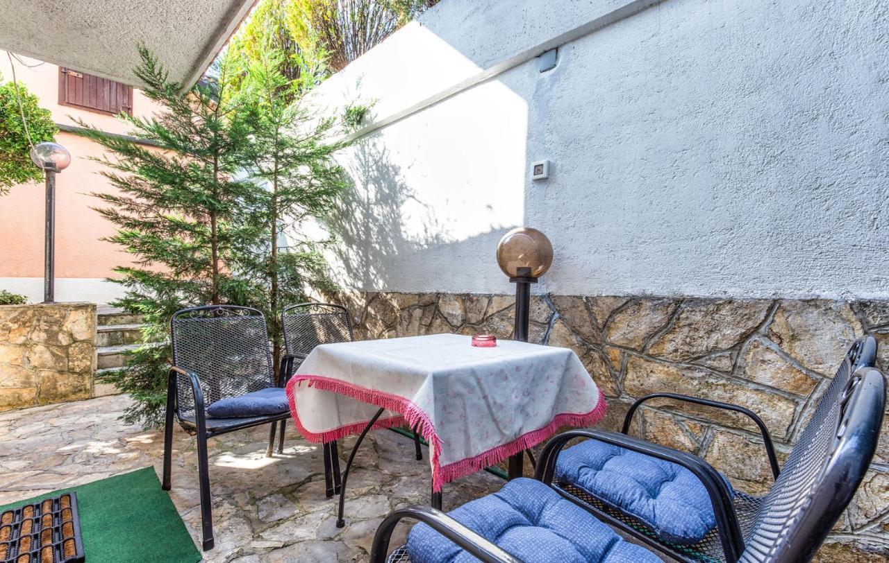 Apartments And Rooms Lago Rupa Exterior foto