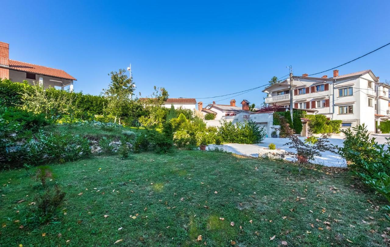 Apartments And Rooms Lago Rupa Exterior foto