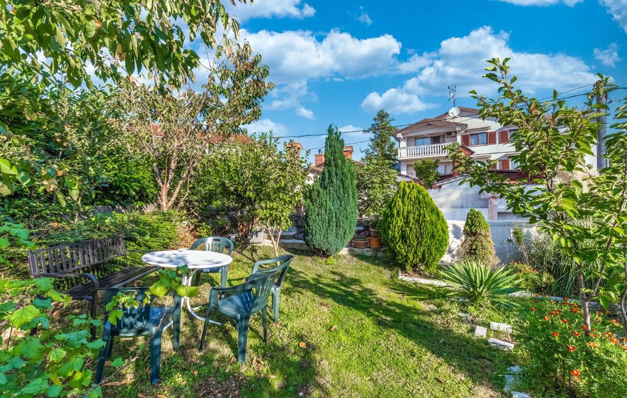 Apartments And Rooms Lago Rupa Exterior foto