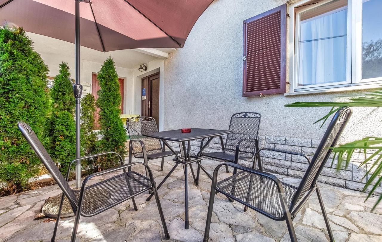 Apartments And Rooms Lago Rupa Exterior foto