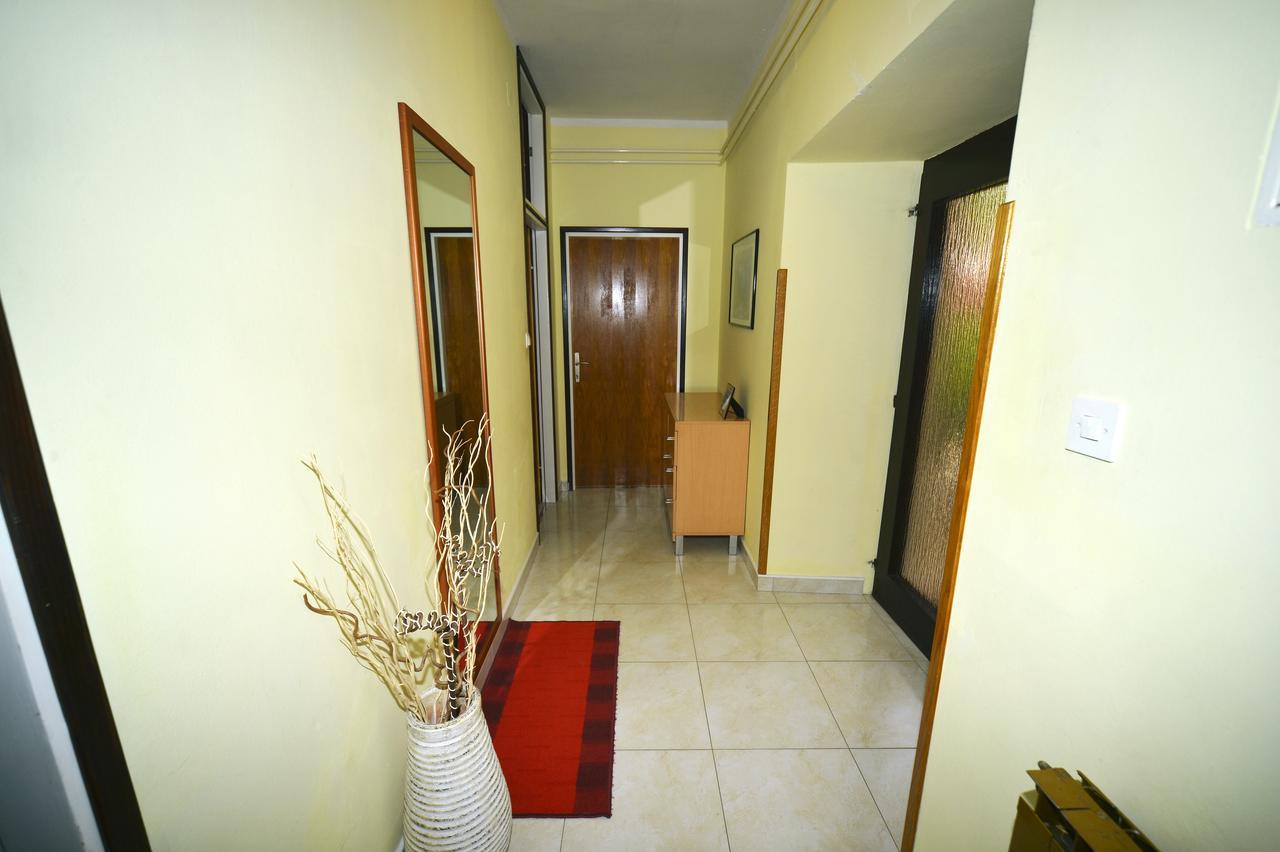 Apartments And Rooms Lago Rupa Exterior foto