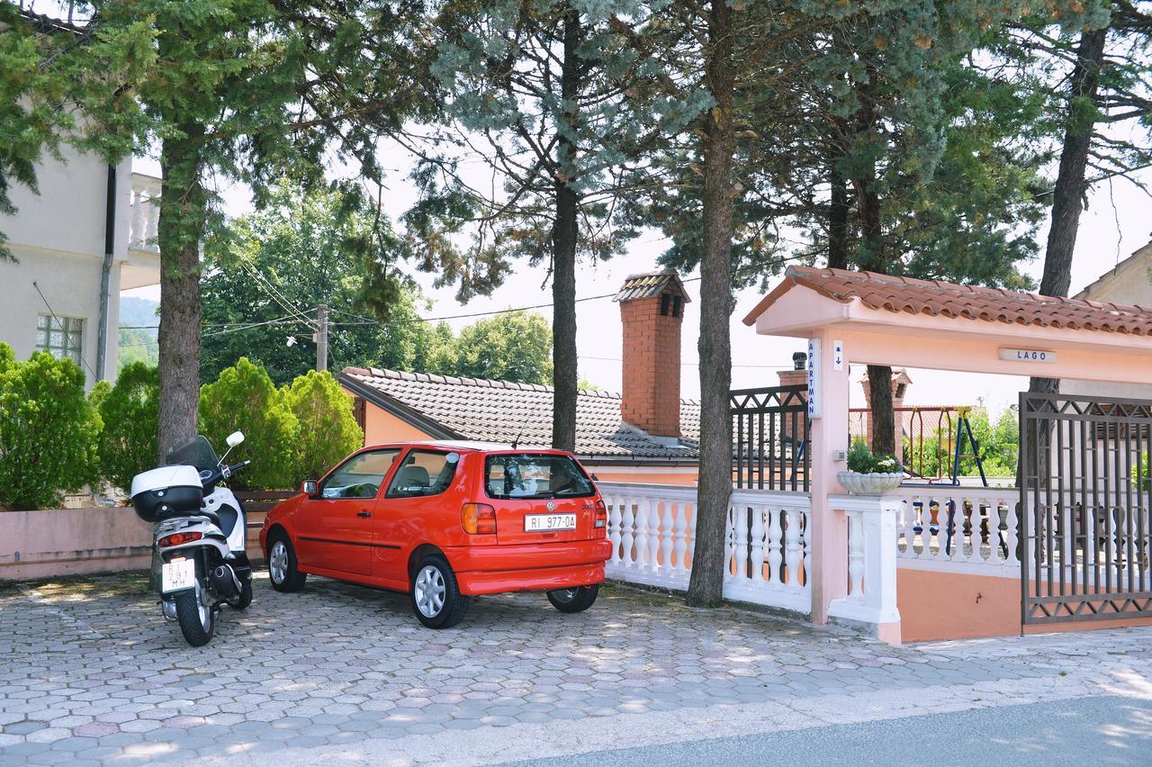 Apartments And Rooms Lago Rupa Exterior foto